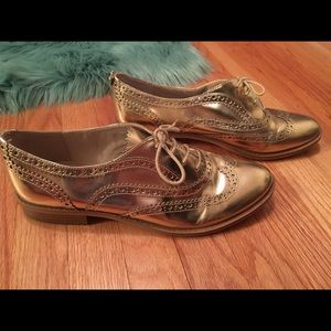 Gold Sam Edelman oxford style shoes